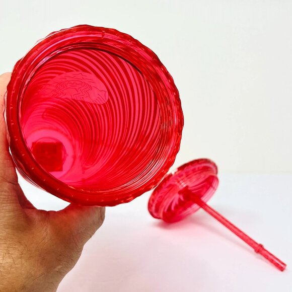 NEW Starbucks Christmas 2024 Red Swirl Stripe Venti Tumbler 24oz Cold Cup Winter - Picture 4 of 6